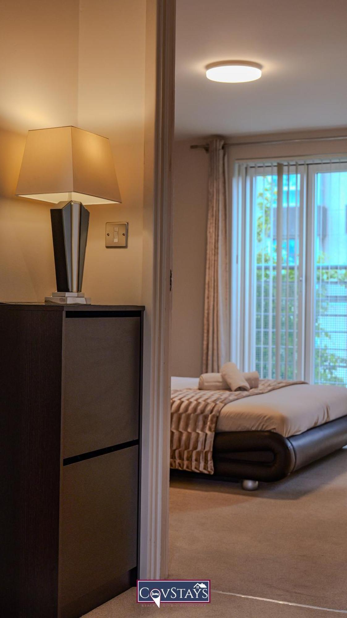 Triumph House - 3-Bed 2-Bath Apartment In Coventry City Centre By Covstays Eksteriør bilde